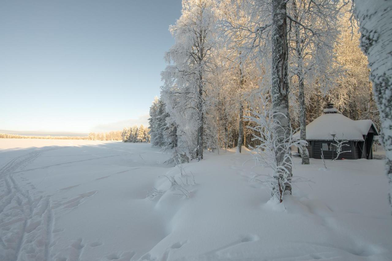 Laehderinne - 2 Bedroom Log Cabin, Private Beach, Wifi & Sauna Puolanka Екстер'єр фото